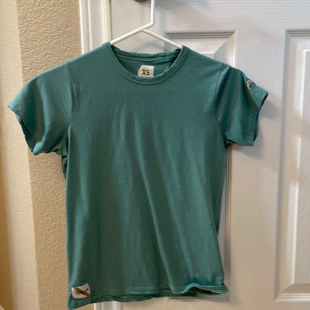 Tracksmith Harrier tee